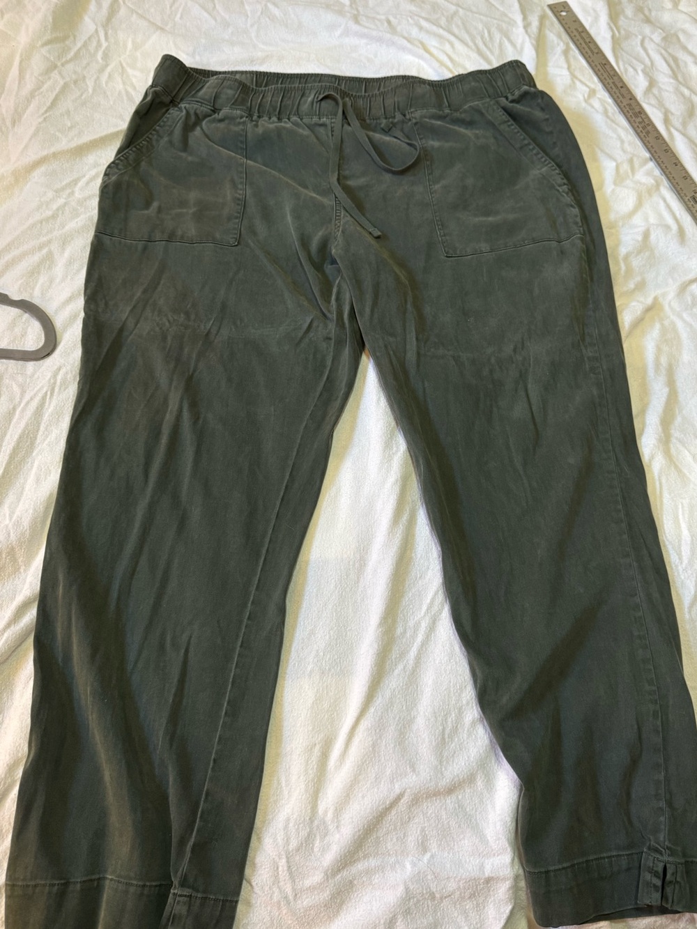 Buffalo Tencel Cargo Jogger Olive Green XL